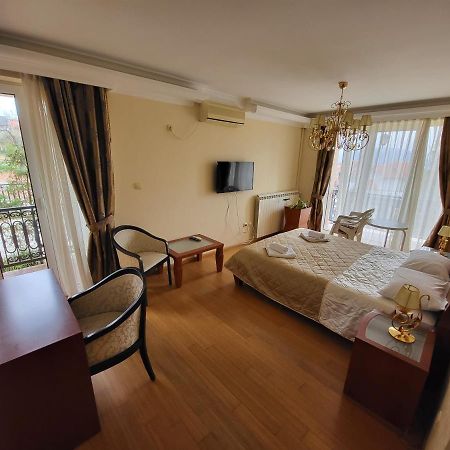 Sunny Hill Apartments & Aqua Park Vrnjačka Banja 外观 照片
