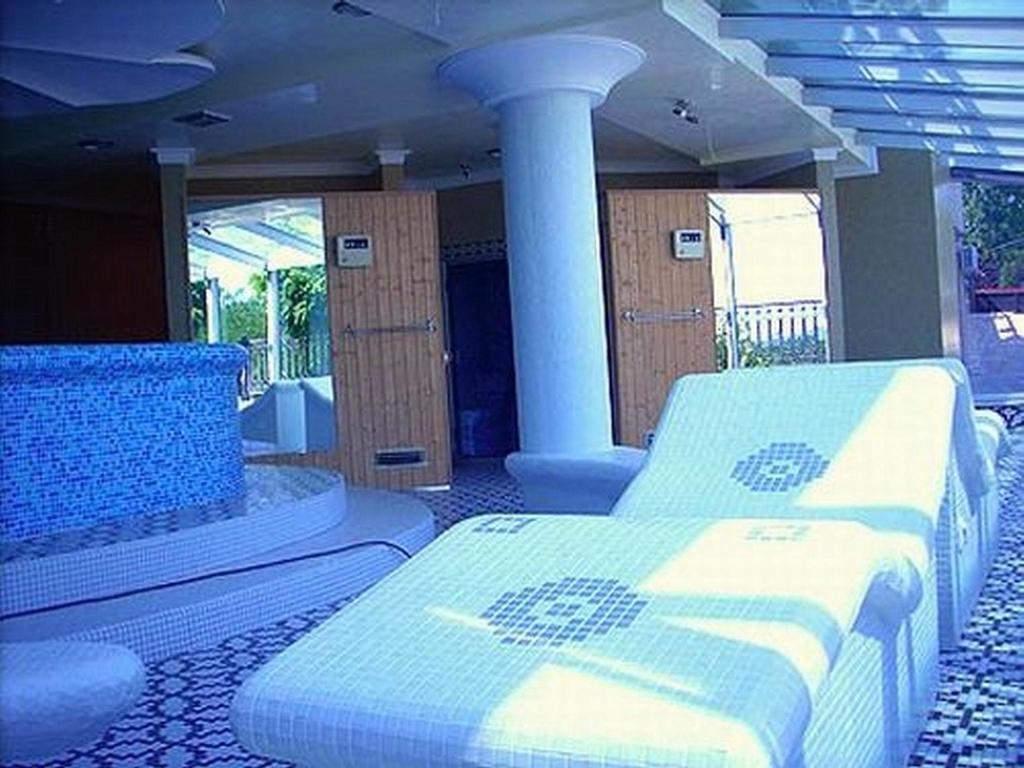Sunny Hill Apartments & Aqua Park Vrnjačka Banja 外观 照片