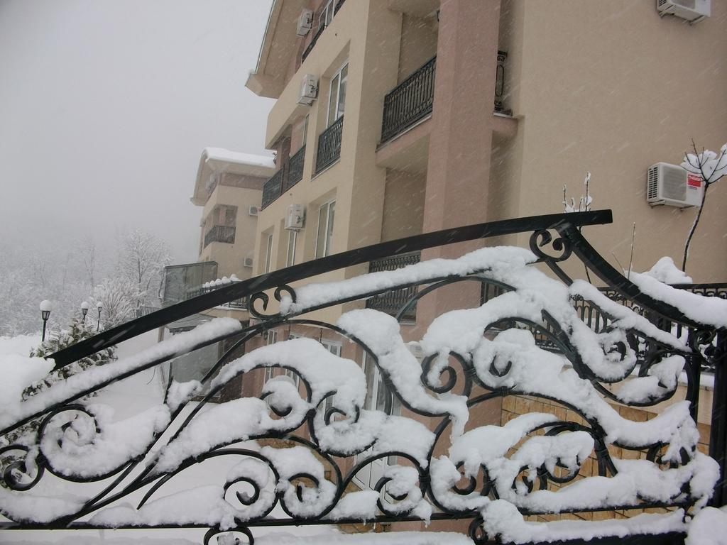 Sunny Hill Apartments & Aqua Park Vrnjačka Banja 外观 照片